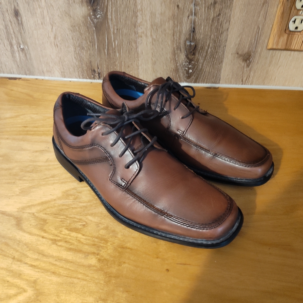 Dockers mens size 11